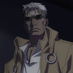 Meet your Posher, Yannis